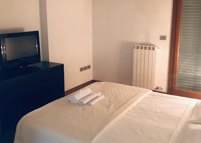 Stanza Privata Con Bagno Su Appartamento Condiviso